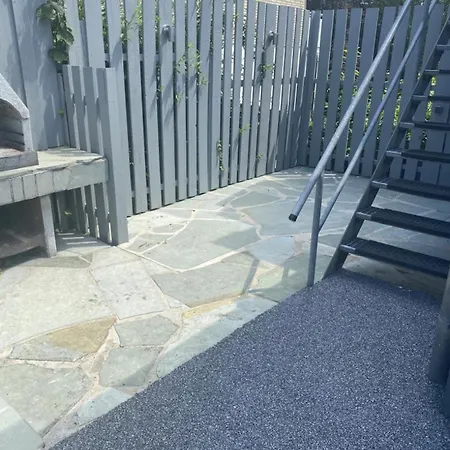 100m2 5 Min Zum Gemuetlich Und Ruhig *