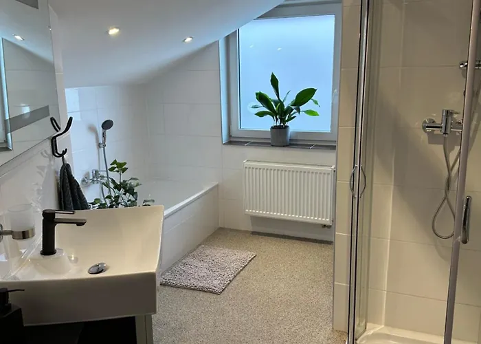 100m2 5 Min Zum Gemuetlich Und Ruhig